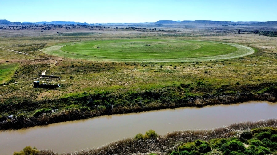 4 Bedroom Property for Sale in Bloemfontein Rural Free State